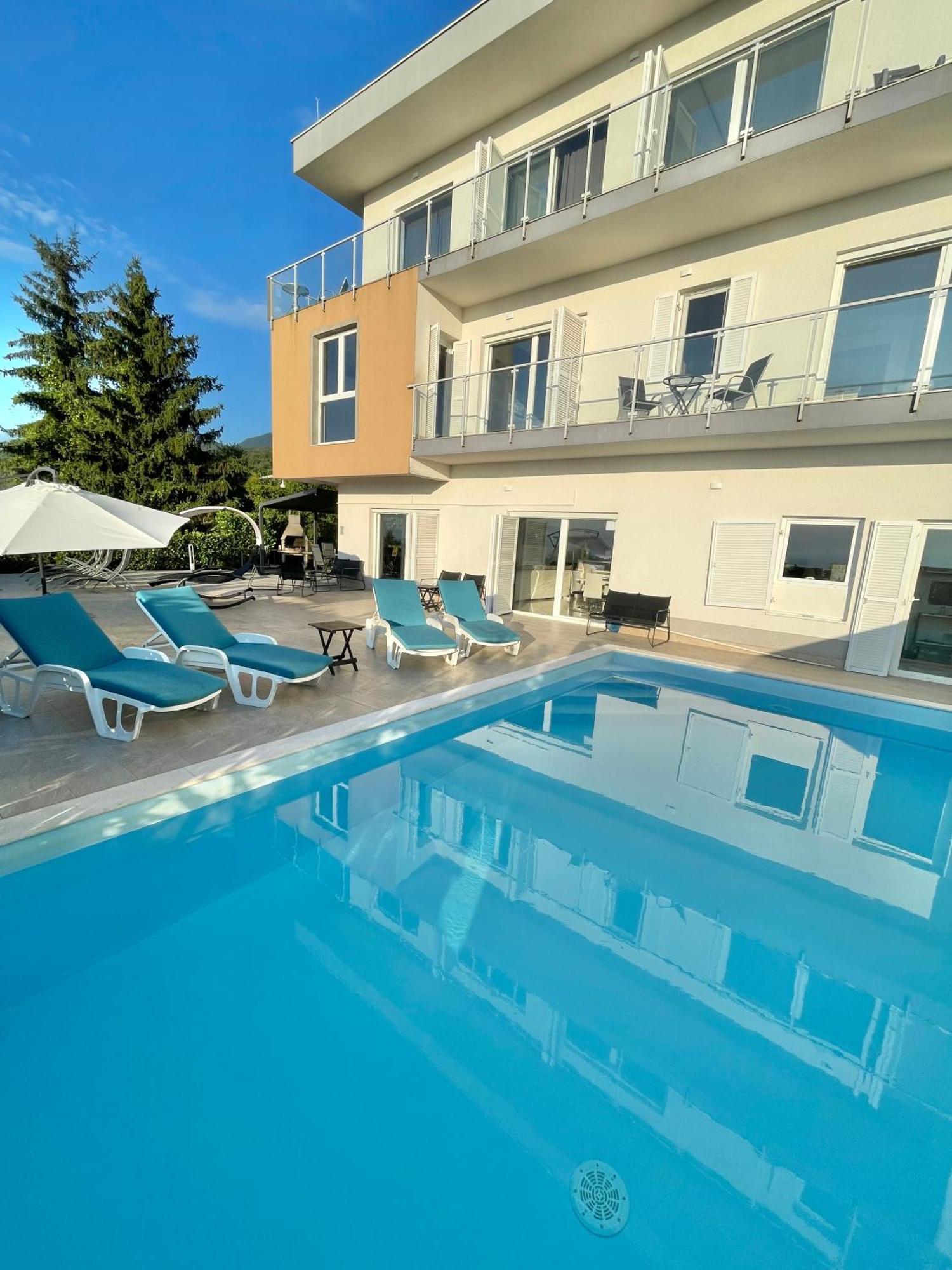 Luxury Villa Eternity - Marvelous Sea View - Box Spring Beds - Opatija-ポリチャネ エクステリア 写真