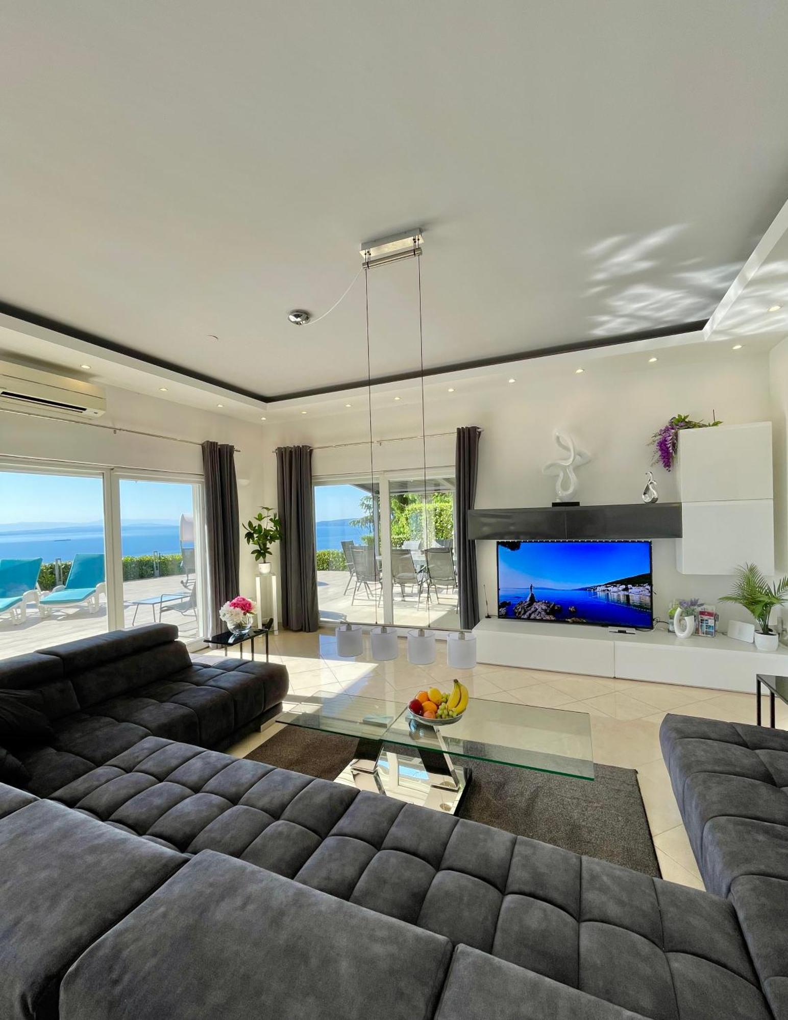 Luxury Villa Eternity - Marvelous Sea View - Box Spring Beds - Opatija-ポリチャネ エクステリア 写真